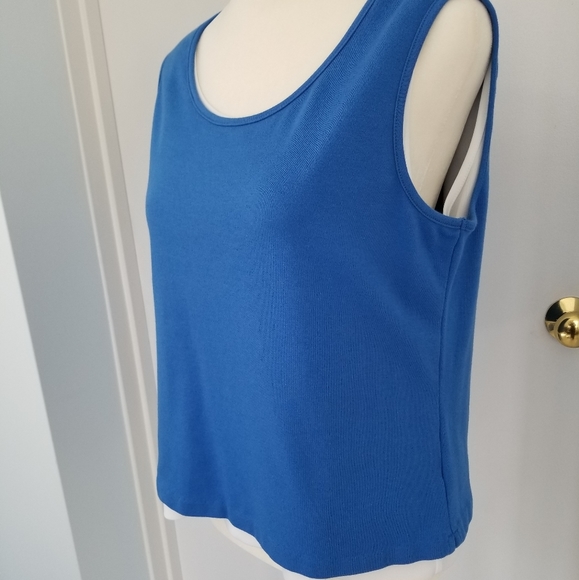 Checked 2 PC Jacket & Tank Set - Picture 9 of 11